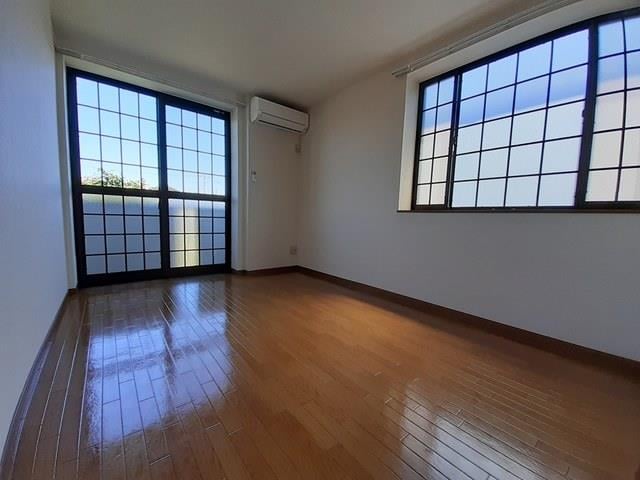  オーブリー　Ｔ・Ｙ