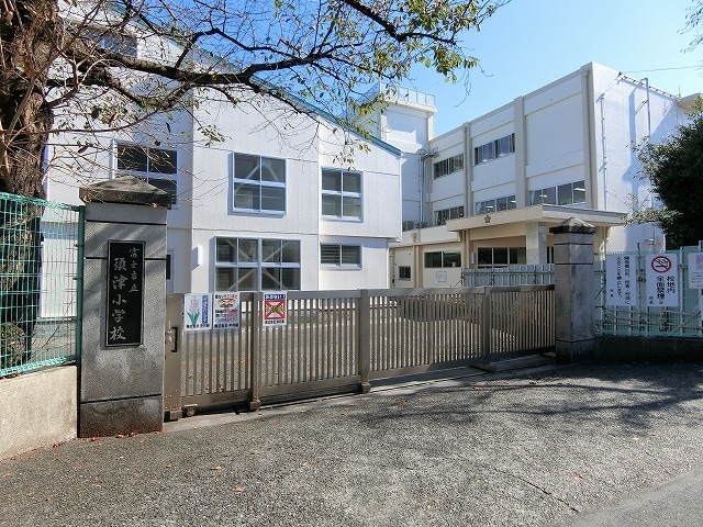 富士市立須津小学校(小学校)まで594m※富士市立須津小学校 セピアコート清水