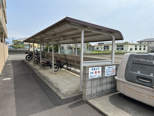  東海道新幹線（東海）/新富士駅 徒歩31分 4階 築16年