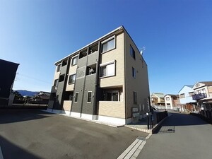 アリエ　アンベル