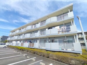 メゾンターフ柚木