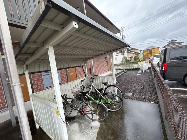  東海道本線/富士駅 バス15分山神社バス停下車:停歩6分 2階 築21年