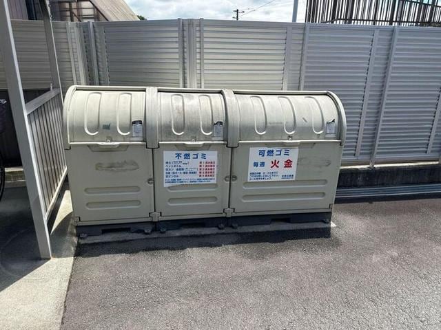  よろづや５　A