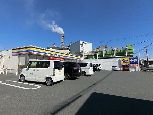 ミニストップ富士原田南店(コンビニ)まで406m※ミニストップ富士原田南店 Ｌｉｖｅ・Ｄｅｌｉｇｈｔ