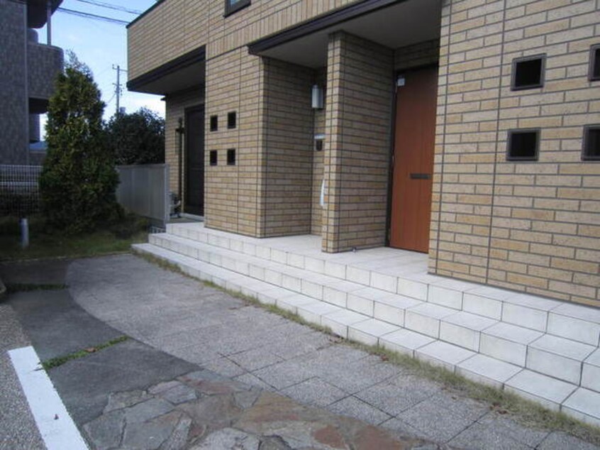  身延線/柚木駅 徒歩6分 1階 築14年