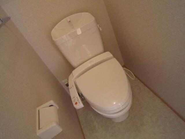  セジュール岳南　A