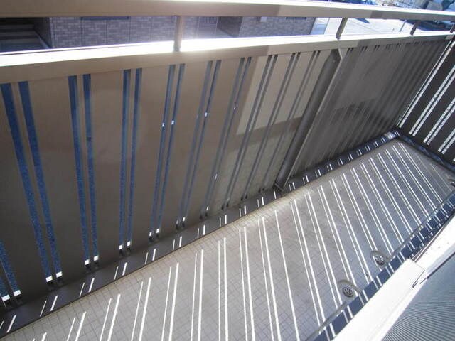  セジュール岳南　A