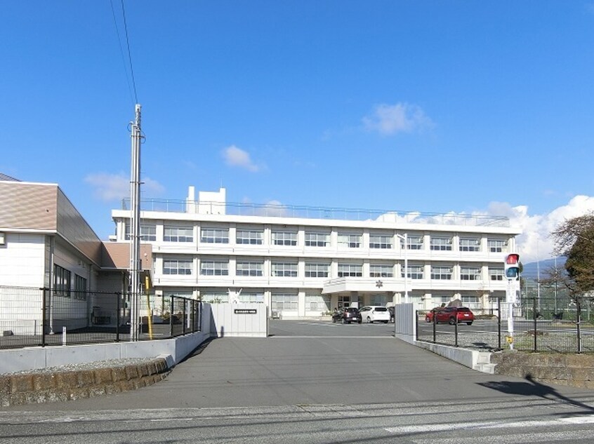 富士市立吉原第二中学校(中学校/中等教育学校)まで979m※富士市立吉原第二中学校 インペリアル