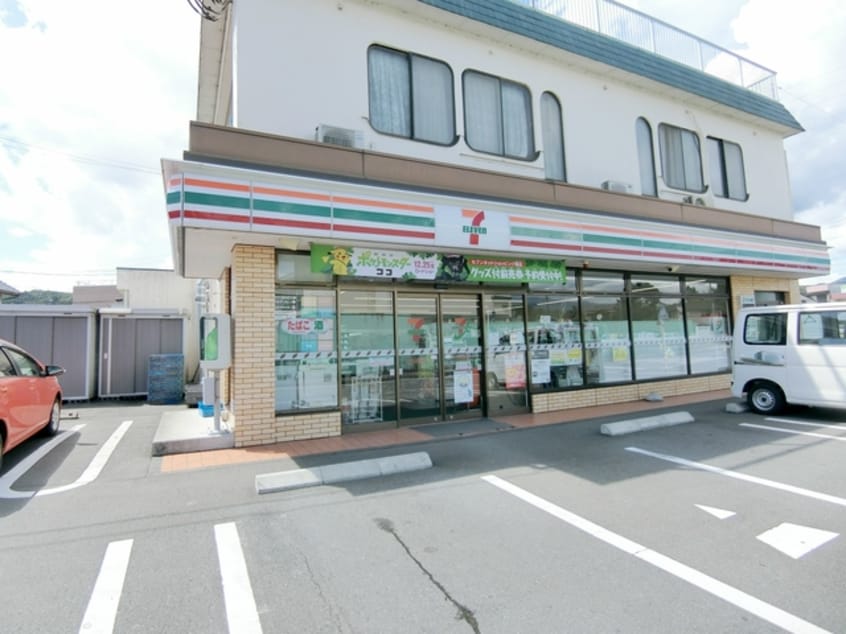 セブンイレブン富士宮淀師店(コンビニ)まで1118m※セブンイレブン富士宮淀師店 マンションレインボー