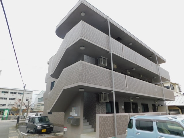  東海道本線/沼津駅 バス10分沼工前下車:停歩1分 1階 築19年