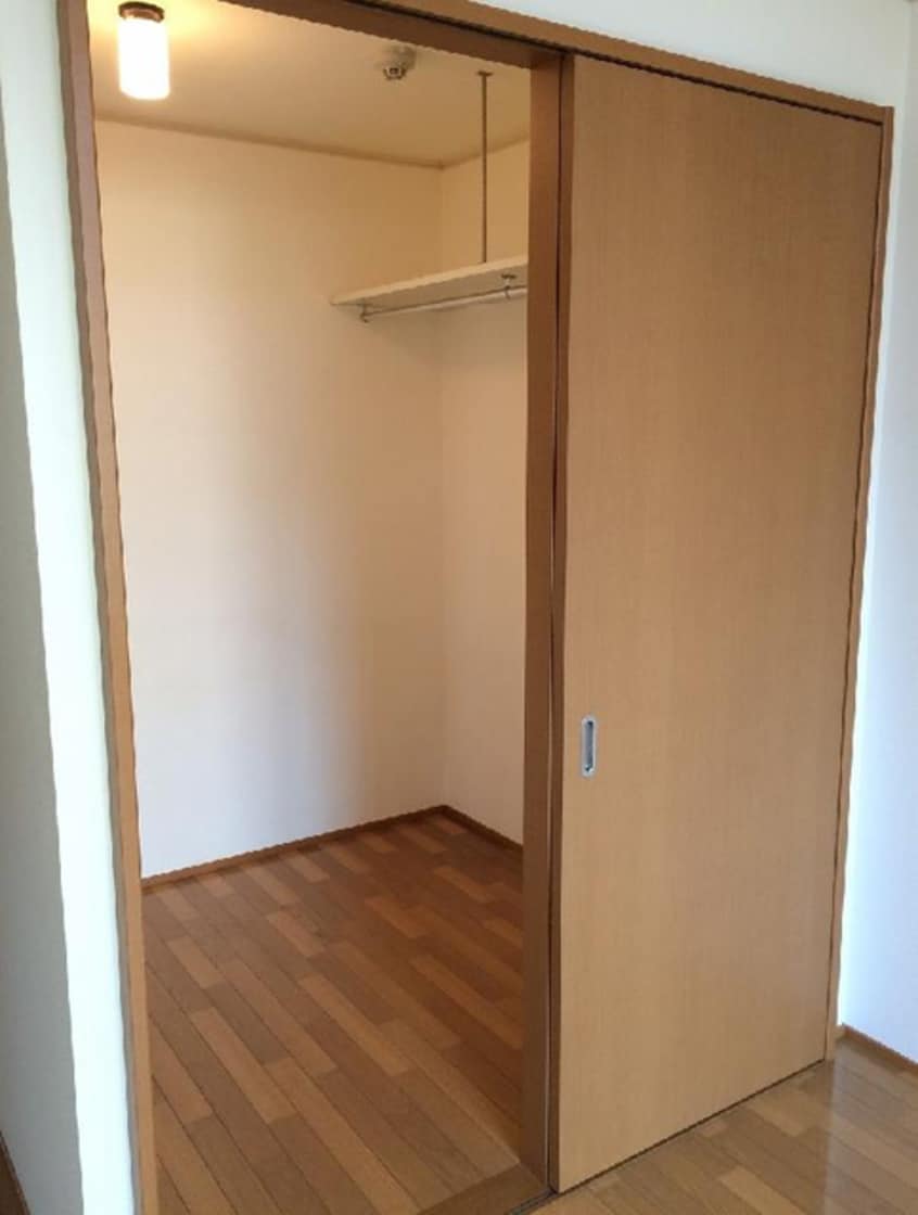  ハイツ　仲見代