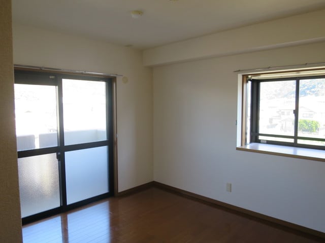  フェルミエール香貫