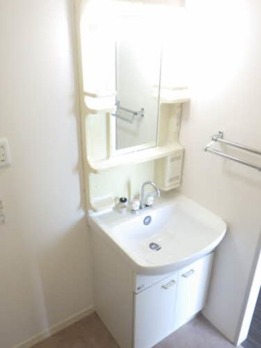  サンハイム諏訪