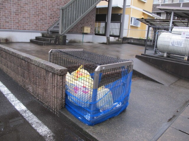  伊豆箱根鉄道駿豆線/伊豆長岡駅 徒歩8分 1階 築18年