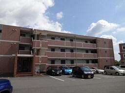 外観でございます。