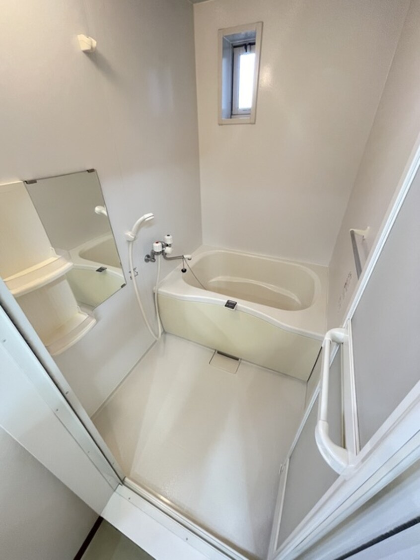  シャーメゾン０６