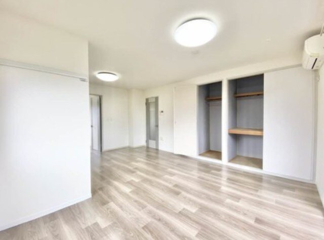  フォーレスタナベ