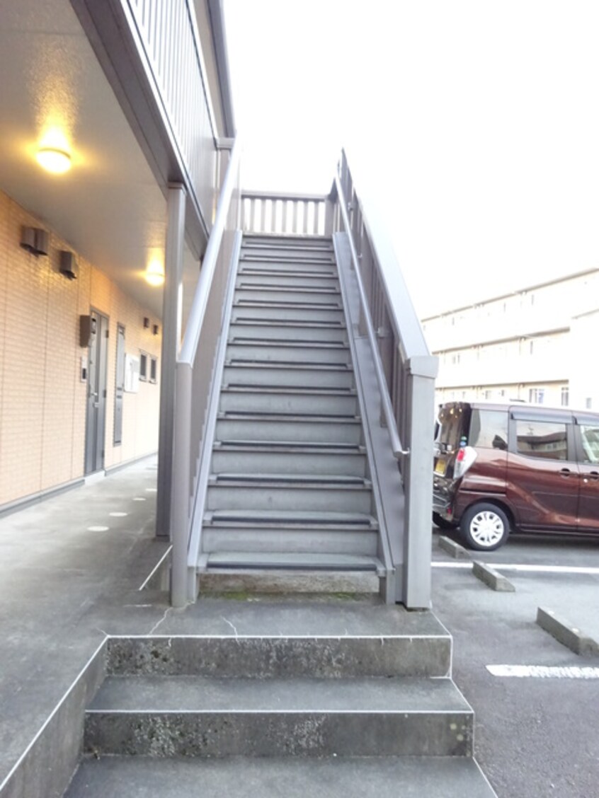  御殿場線（静岡県内）/御殿場駅 バス5分市役所前下車:停歩8分 1階 築19年