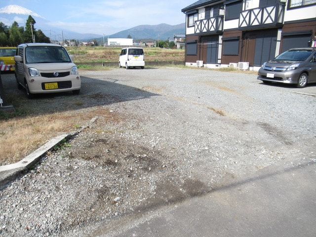  御殿場線（静岡県内）/御殿場駅 バス20分北郷小学校下車:停歩3分 2階 築32年