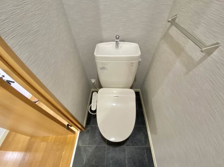  御殿場線（静岡県内）/富士岡駅 徒歩19分 2階 築17年