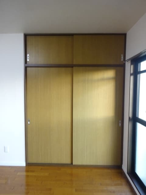  コウシンハイツ