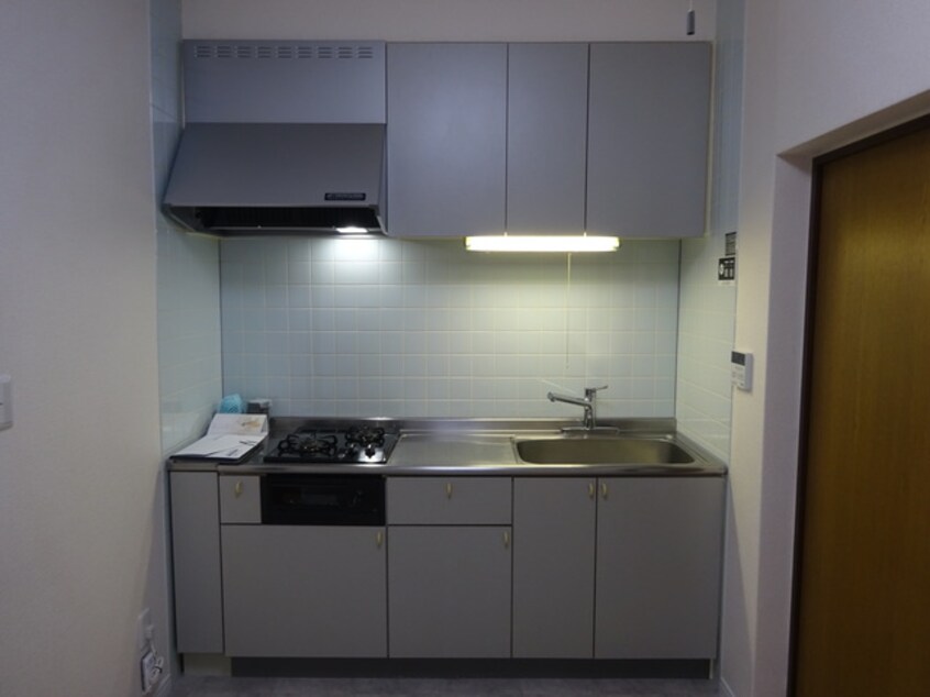  コウシンハイツ