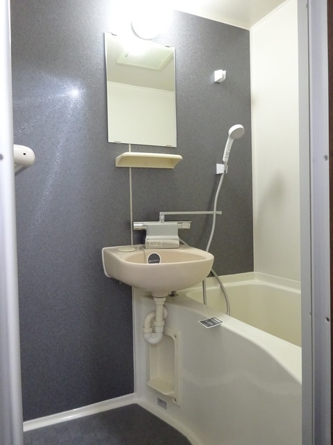  コウシンハイツ