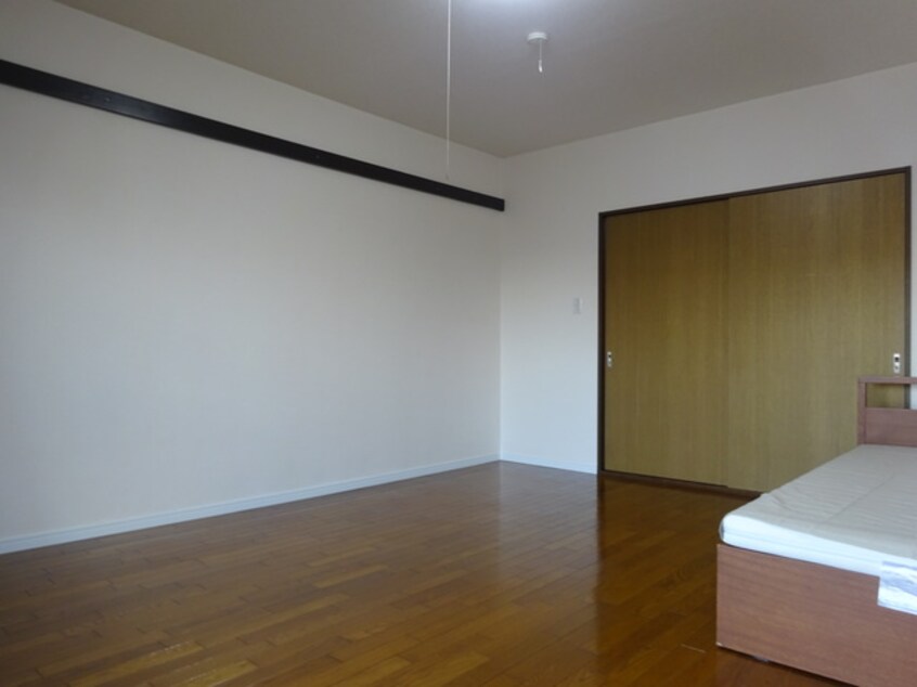  コウシンハイツ