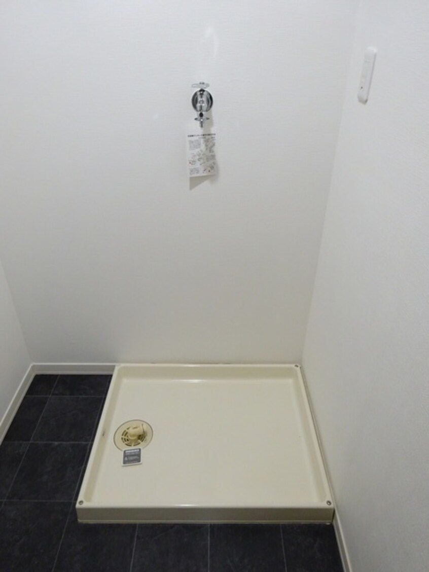  コウシンハイツ