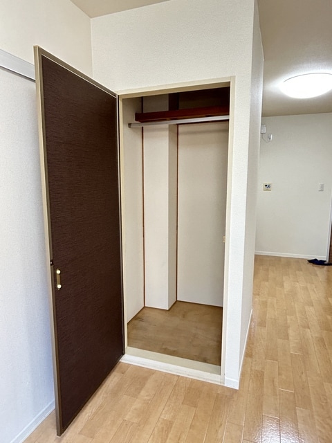  御殿場線（静岡県内）/御殿場駅 バス4分東田中2丁目下車:停歩8分 1階 築31年