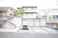 神山平戸建（神山平３－４－４）
