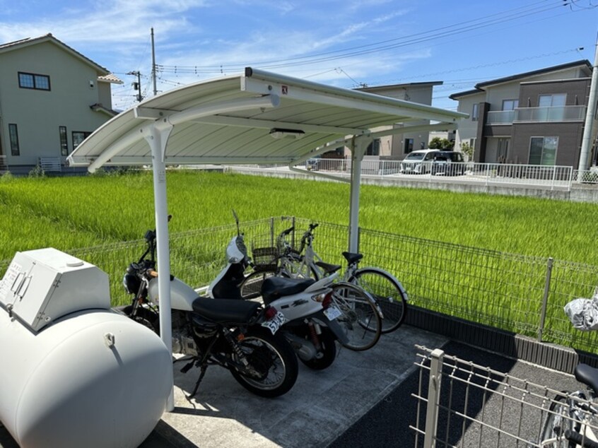  東海道新幹線（東海）/新富士駅 徒歩12分 2階 築8年