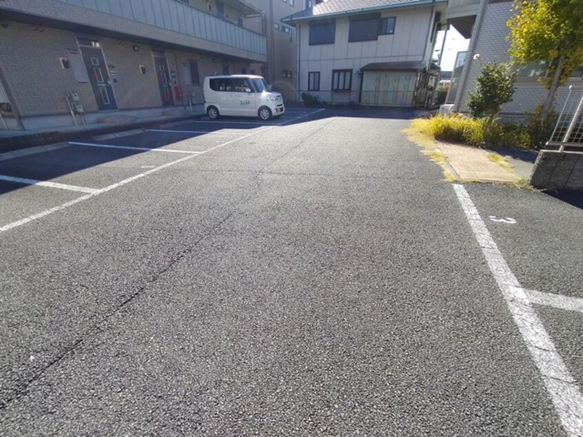  東海道新幹線（東海）/新富士駅 徒歩24分 1階 築16年