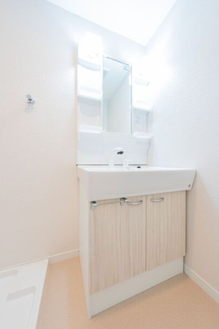  東海道本線/沼津駅 バス14分西沢田下車:停歩1分 2階 築3年