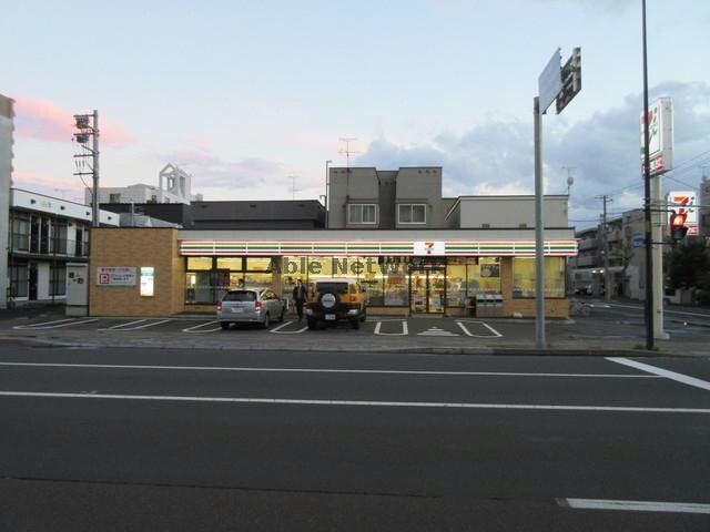 セブンイレブン札幌北23条店(コンビニ)まで202m ヴァンベール