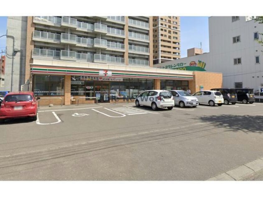 セブンイレブン札幌北5条東2丁目店(コンビニ)まで82m レジディア札幌駅前