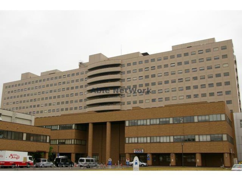 国立大学法人北海道大学病院(病院)まで579m エルム時館