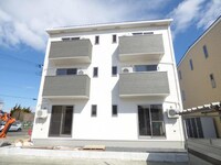 エムズ・セカンド