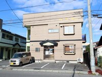 M&K HOUSE B