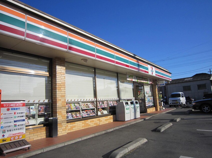 ｾﾌﾞﾝｲﾚﾌﾞﾝ 茨城茎崎店(コンビニ)まで366m ヴェイル高見原