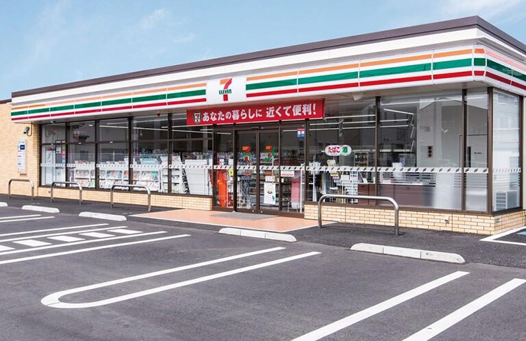 ｾﾌﾞﾝｲﾚﾌﾞﾝ 牛久さくら台店(コンビニ)まで765m テラスハーミットA