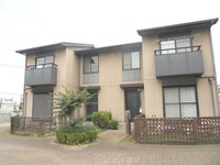 牛久ロイヤルヴィラ　Ｂ