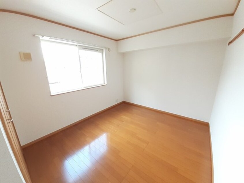  ソレアードホソヤＤ