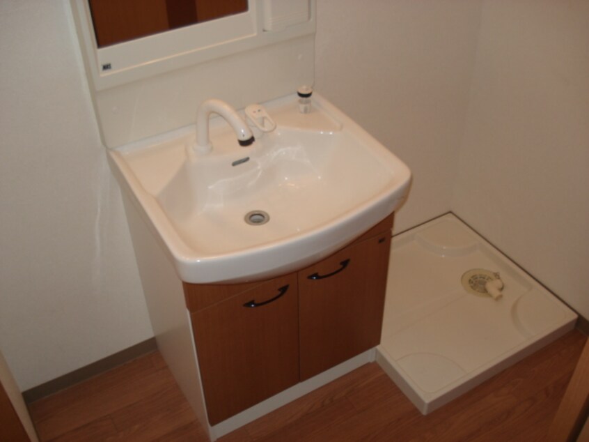 洗面 Ｊｅ　ｌｅ　ｐｒｅｎｄｓ　（ジュルプラン）