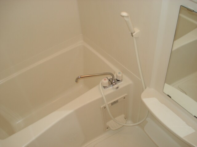 浴室 Ｊｅ　ｌｅ　ｐｒｅｎｄｓ　（ジュルプラン）