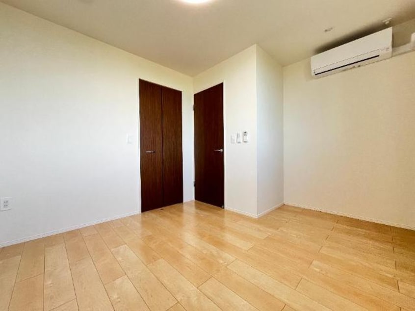  hermana（エルマーナ）VI