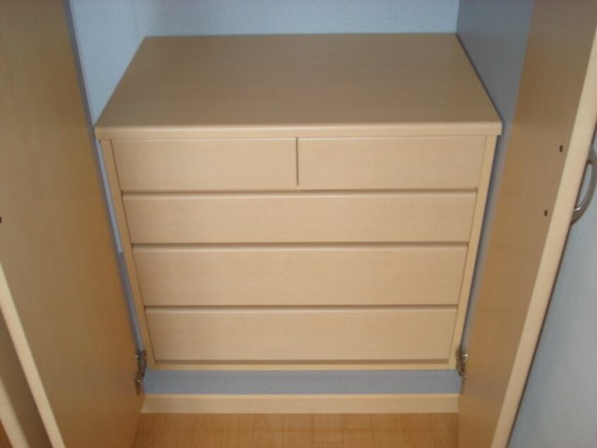 収納タンス フラワーハイツ龍ヶ崎