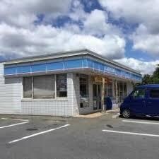 ﾛｰｿﾝ 牛久女化町店(コンビニ)まで477m レジデンスさくら台Ｇ