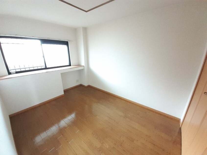  サンライズヴィラひたち野Ｂ