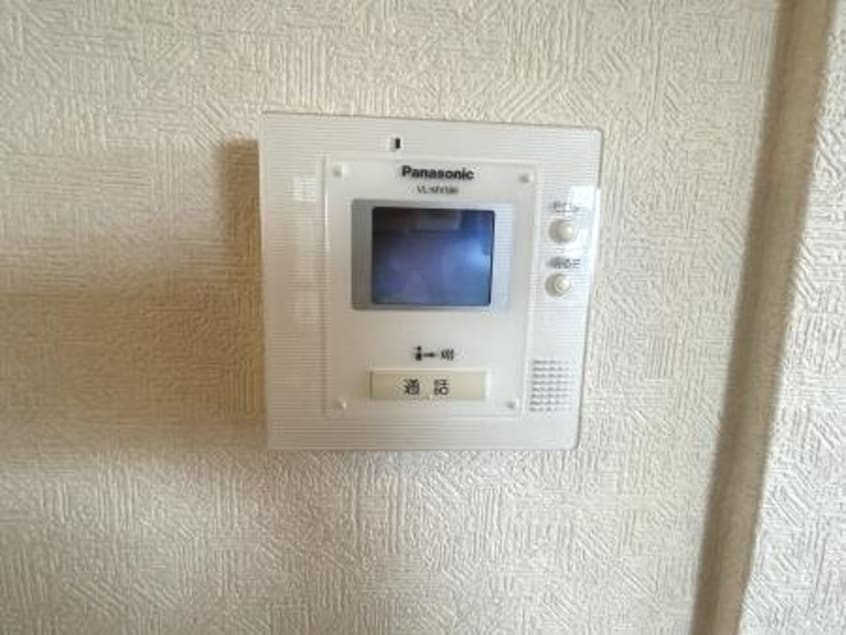  ファミール板谷A棟